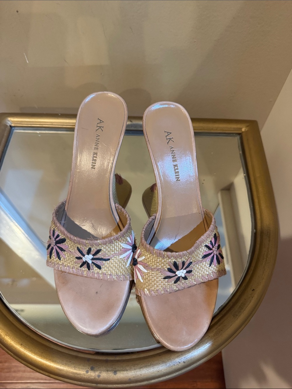 Adorable Anne Klein Blush Pink Slide Mules with Floral Embroidery